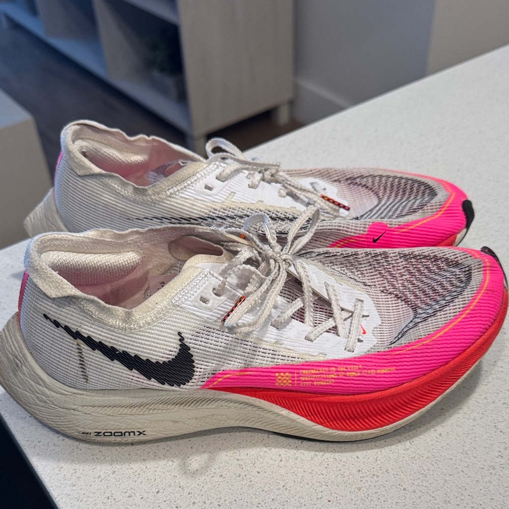 Nike Women's Athletic Shoes - White and Pink